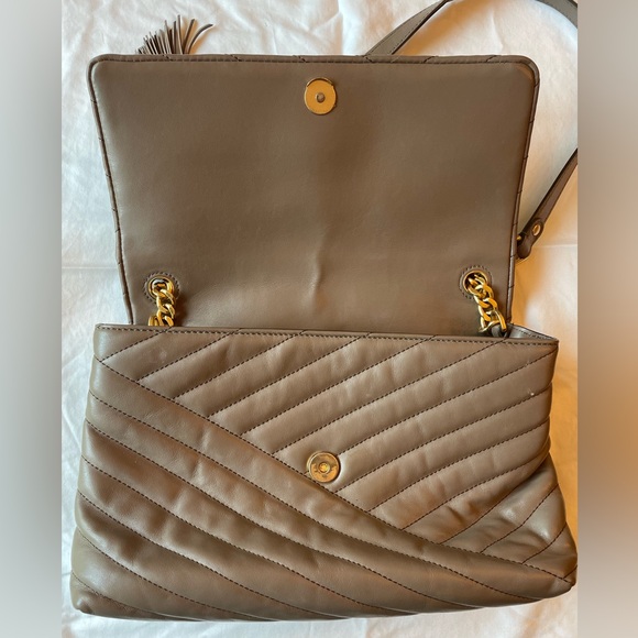 Tory Burch Kira Chevron Crossbody Bag - Picture 6 of 7